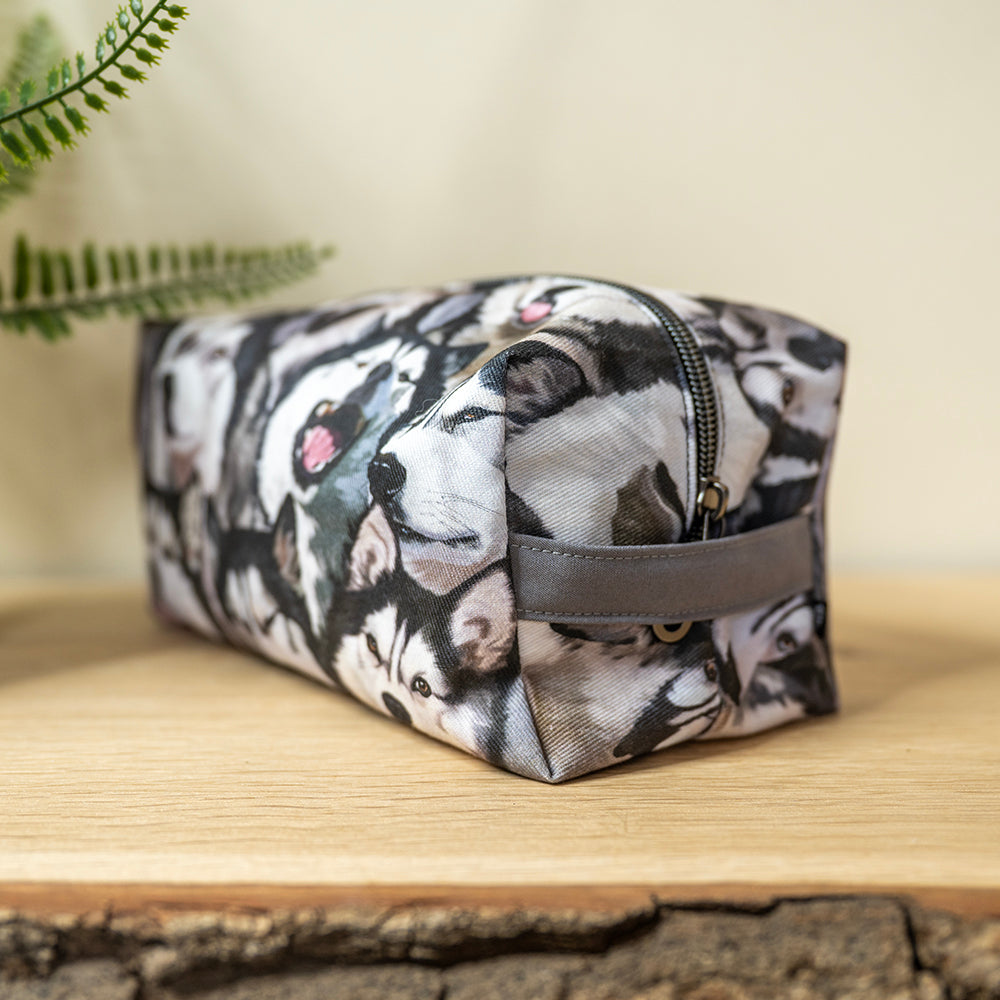 Carry-All Bag – Husky Vibe - Water-Resistant