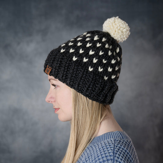 Chunky Beanie Heart - Black and White