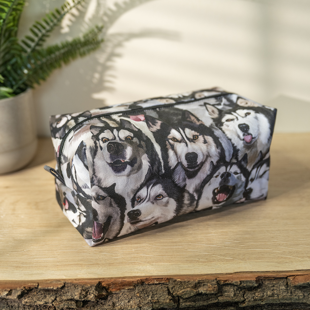 Wash Bag – Husky Vibe